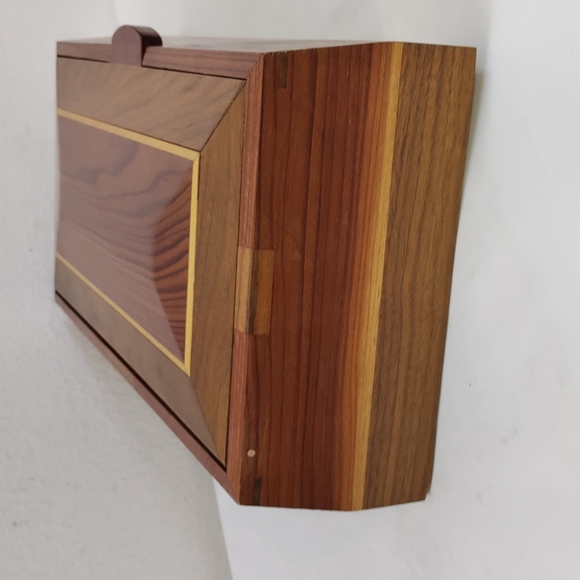 Vintage Contemporary Inlaid Bevelled Wooden Handmade Jewelry Box - Picture 5 of 17